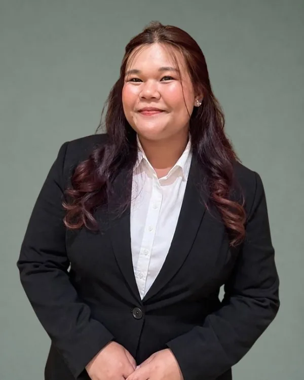 Anusara Krasaesin, Associate Accountant
