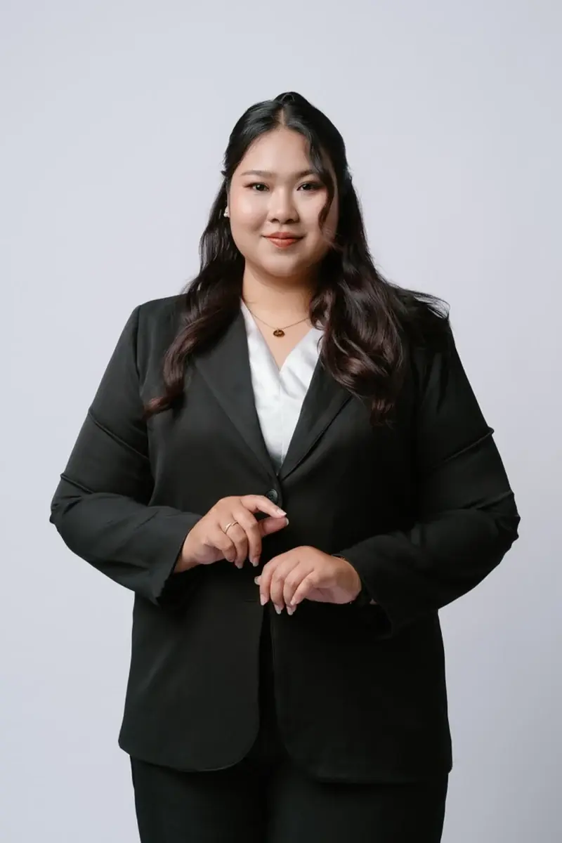 Waranya Nualpaen, Associate Lawyer